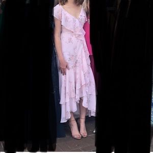 Nordstrom - Wayf Morgan’s Pink Floral Tiered Ruffle Dress Sz S